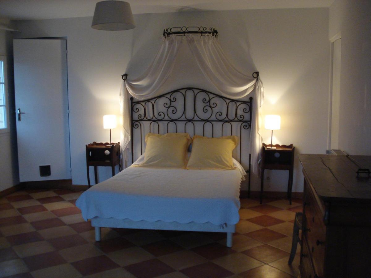 B&B Chateau Pierre De Lune Сент-Эмильон Экстерьер фото