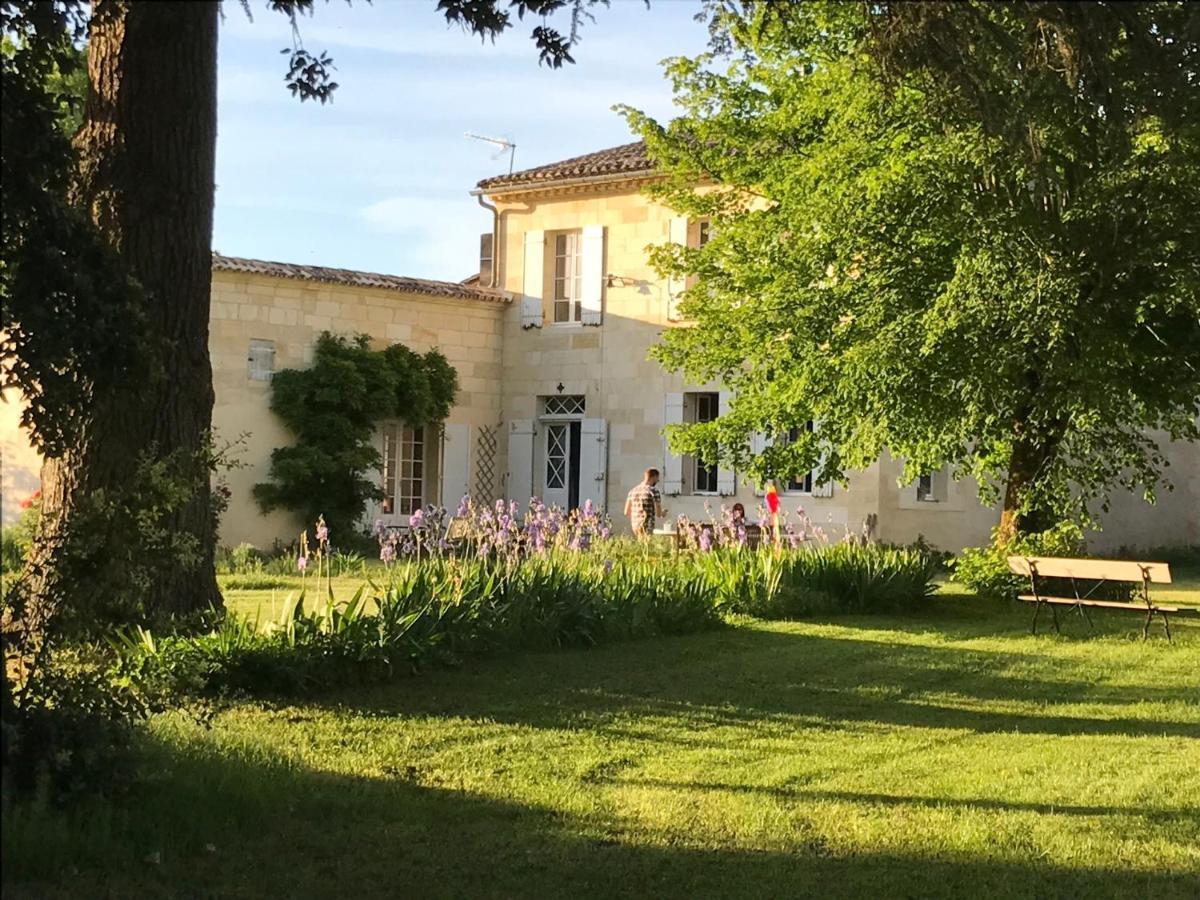 B&B Chateau Pierre De Lune Сент-Эмильон Экстерьер фото